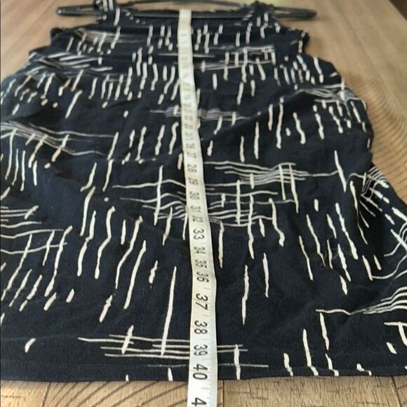 Designer 🧑🎨 look 👀 Patterned Women's Dress 👗 Soft Geometric Modern Maternity - Picture 9 of 17